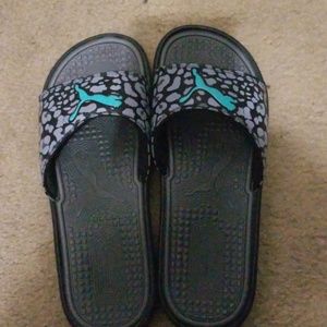 Womens puma slides